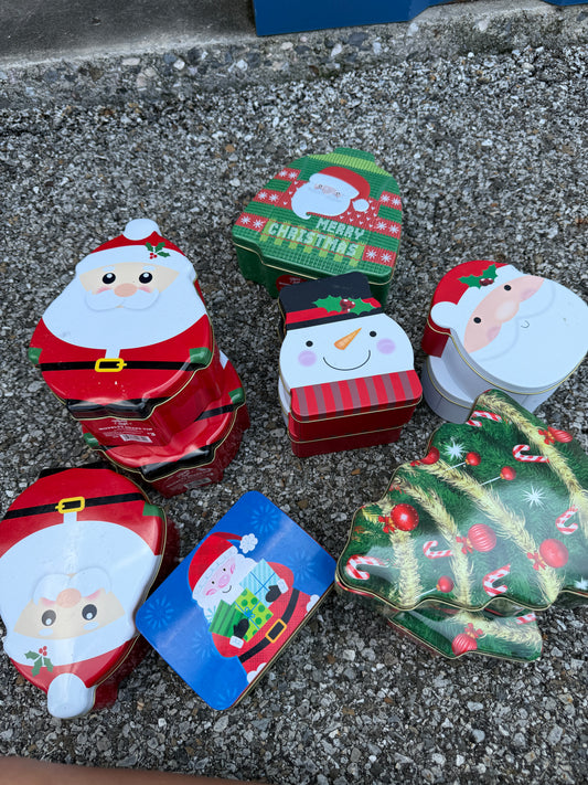Vintage Christmas Tin Collection – Santa, Snowman & Tree Cookie Tins (Set of 11)