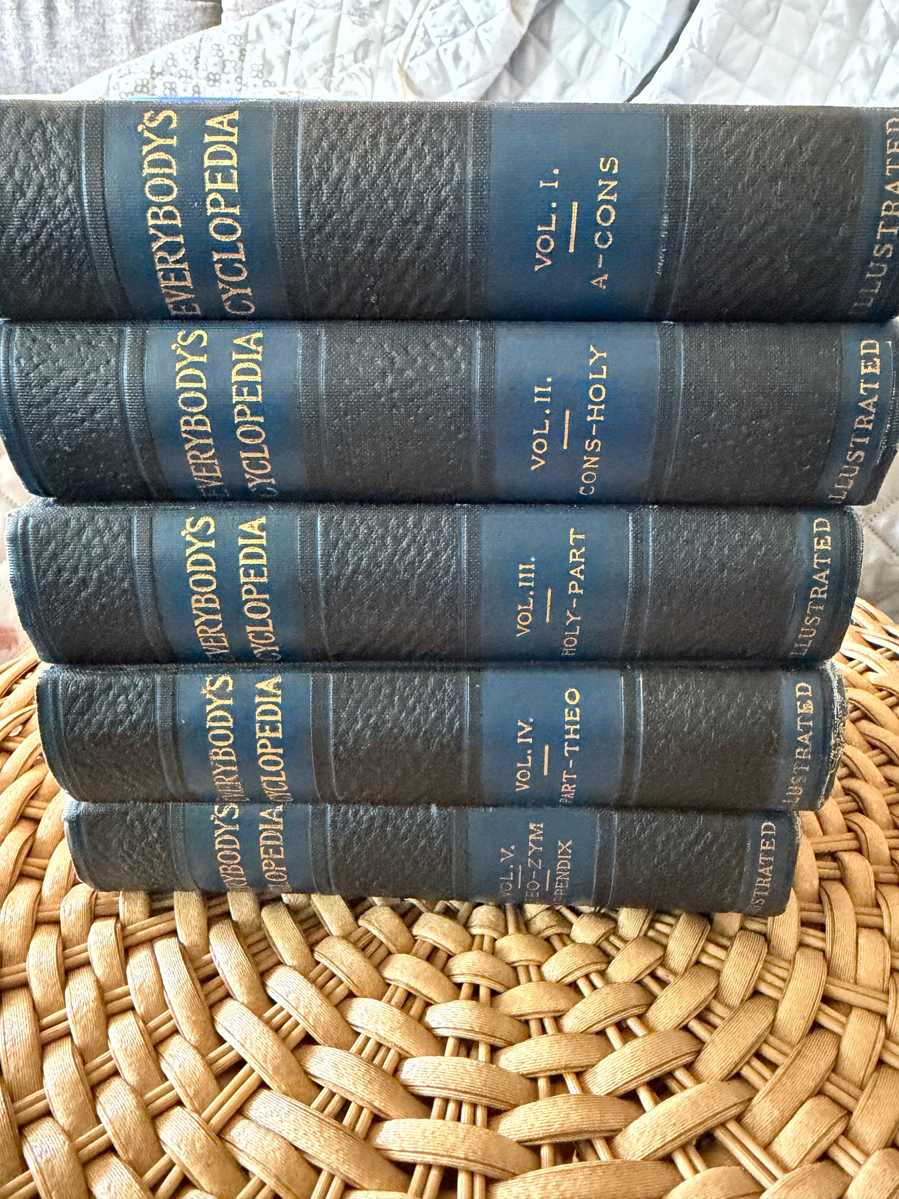 Antique 1912 Book Set: "Everybody's Cyclopedia" (Complete 5-Volume Set)