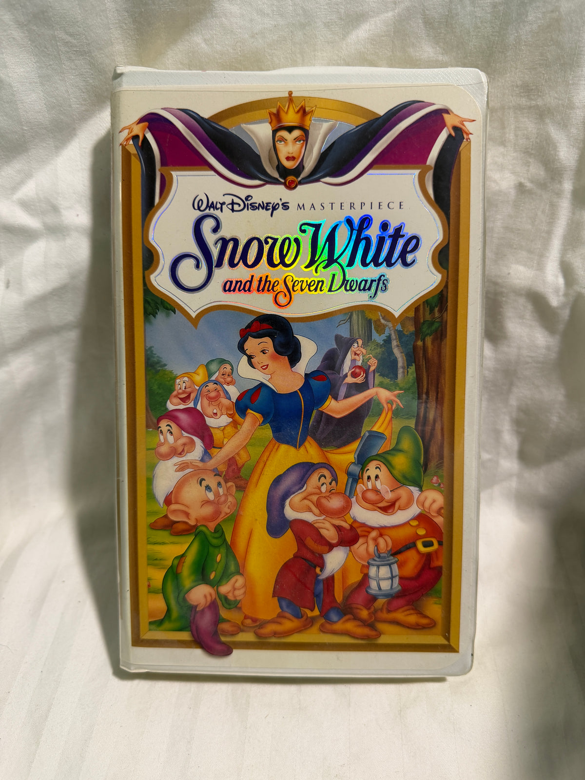 Walt Disney's Masterpiece Snow White and the Seven Dwarfs VHS Tape (Clamshell)