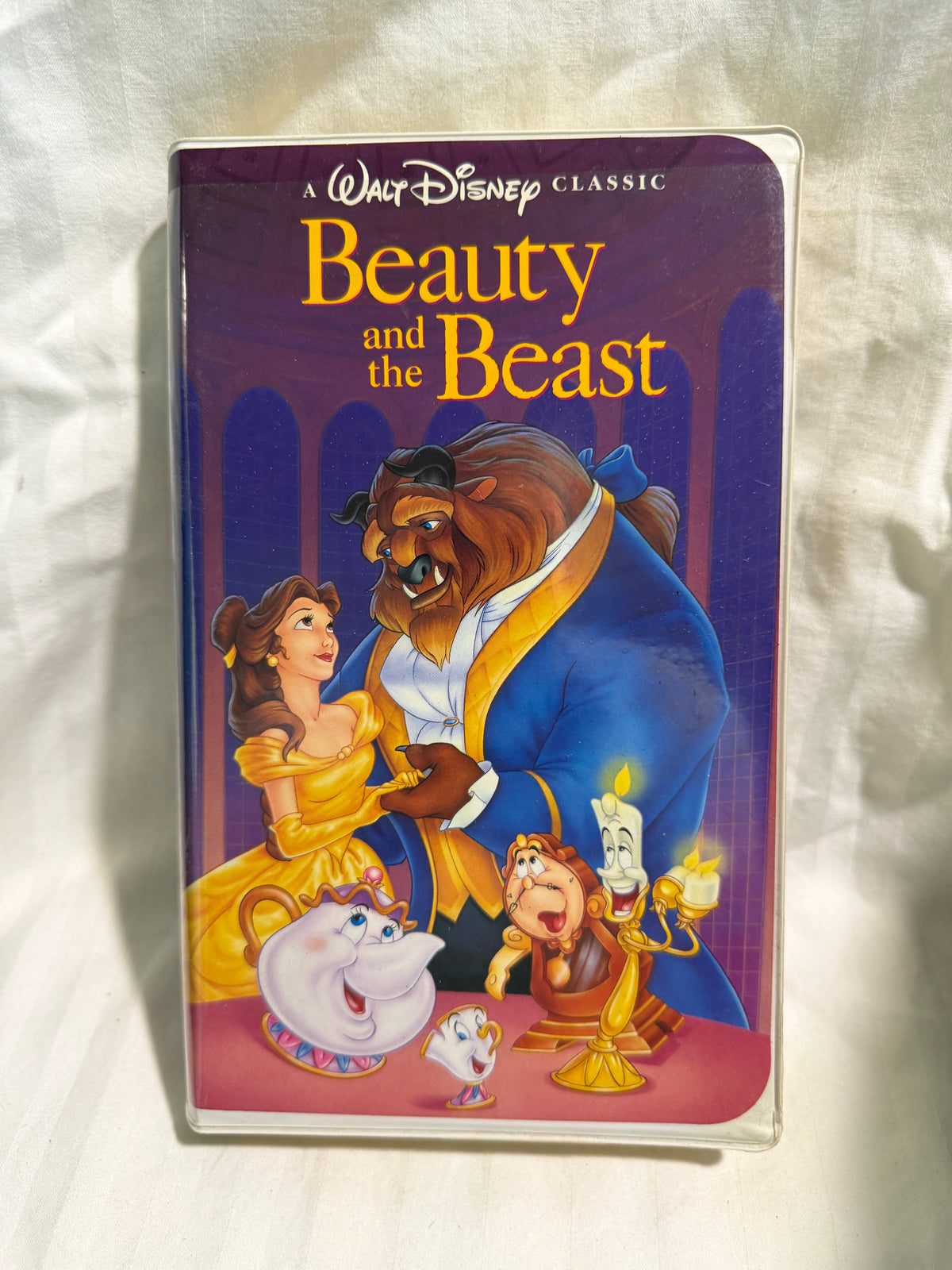 A Walt Disney Classic Beauty and the Beast VHS Tape (Black Diamond Clamshell)