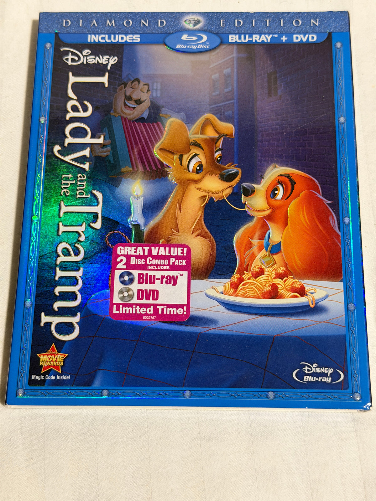 Disney Lady and the Tramp Diamond Edition Blu-ray + DVD 2-Disc Combo Pack Slipcover
